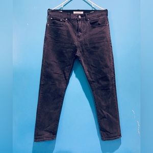 Slim taper size 30x30 in good condition.